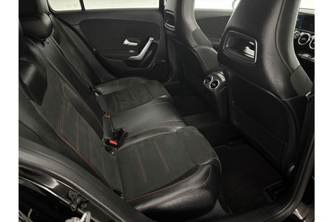 Mercedes-Benz A-Klasse 180 AMG | NAP |  Pano | Virtual | Camera | LED | Navigatie | Stoelverwarming