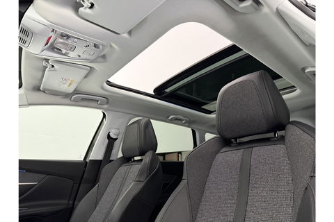 Peugeot 5008 1.2 PureTech Avantage | 7-zits | Pano | 360° | Sfeerverl. | Trekhaak | Carplay | LED | NAP