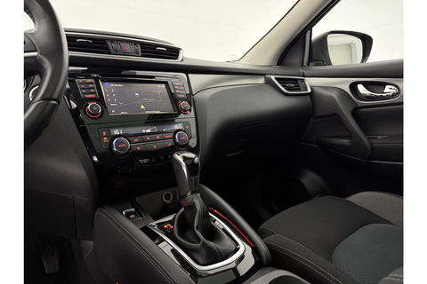 Nissan QASHQAI 1.2 N-Connecta | Pano | LED | 360° | Cruisecontrol | Navigatie | NAP