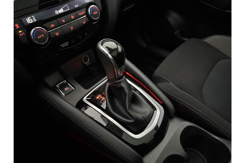 Nissan QASHQAI 1.2 N-Connecta | Pano | LED | 360° | Cruisecontrol | Navigatie | NAP