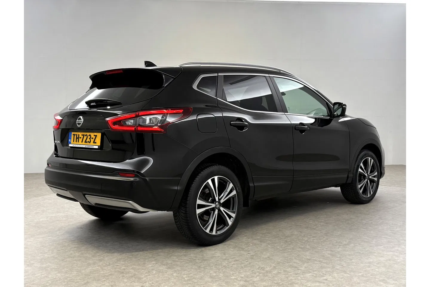 Nissan QASHQAI 1.2 N-Connecta | Pano | LED | 360° | Cruisecontrol | Navigatie | NAP
