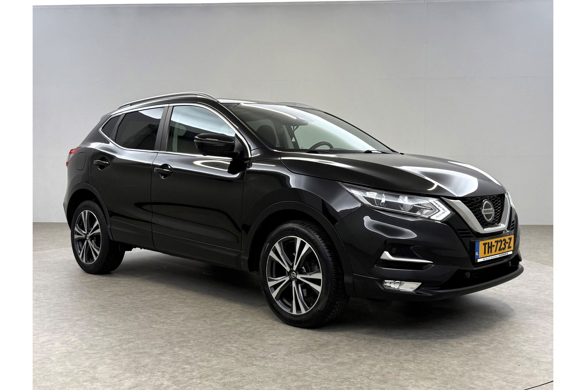 Nissan QASHQAI 1.2 N-Connecta | Pano | LED | 360° | Cruisecontrol | Navigatie | NAP