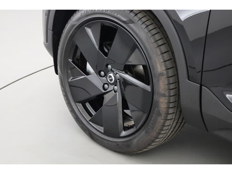 Volvo XC40 B3 Plus Black Edition | Adapt. Cruise | Harman Kardon | 360cam | Pixel LED | Stoel- Stuurverw. | 20''