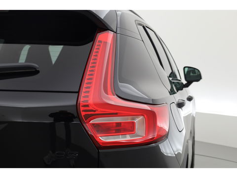 Volvo XC40 B3 Plus Black Edition | Adapt. Cruise | Harman Kardon | 360cam | Pixel LED | Stoel- Stuurverw. | 20''