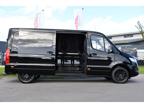 Mercedes-Benz Sprinter 315 1.9 CDI L2H1 FWD Black Edition DEMO! Cruise, Carplay, multimedia, Automaat, 150pk, 3 Zits, Uniek!
