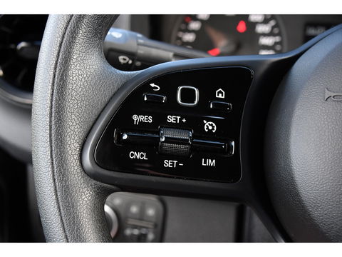 Mercedes-Benz Sprinter 315 1.9 CDI L2H1 FWD Black Edition DEMO! Cruise, Carplay, multimedia, Automaat, 150pk, 3 Zits, Uniek!