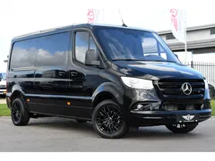 Mercedes-Benz Sprinter 315 1.9 CDI L2H1 FWD Black Edition DEMO! Cruise, Carplay, multimedia, Automaat, 150pk, 3 Zits, Uniek!