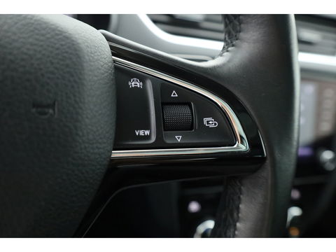 Škoda Octavia Combi 1.5 TSI Greentech Business DSG | Pano | Keyless | Navi | Apple Carplay | Camera | Trekhaak