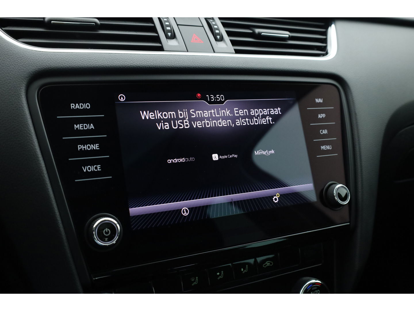 Škoda Octavia Combi 1.5 TSI Greentech Business DSG | Pano | Keyless | Navi | Apple Carplay | Camera | Trekhaak