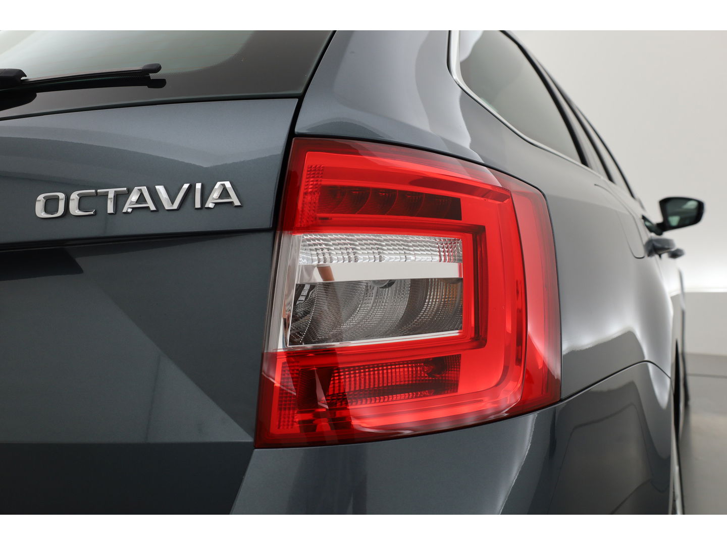 Škoda Octavia Combi 1.5 TSI Greentech Business DSG | Pano | Keyless | Navi | Apple Carplay | Camera | Trekhaak