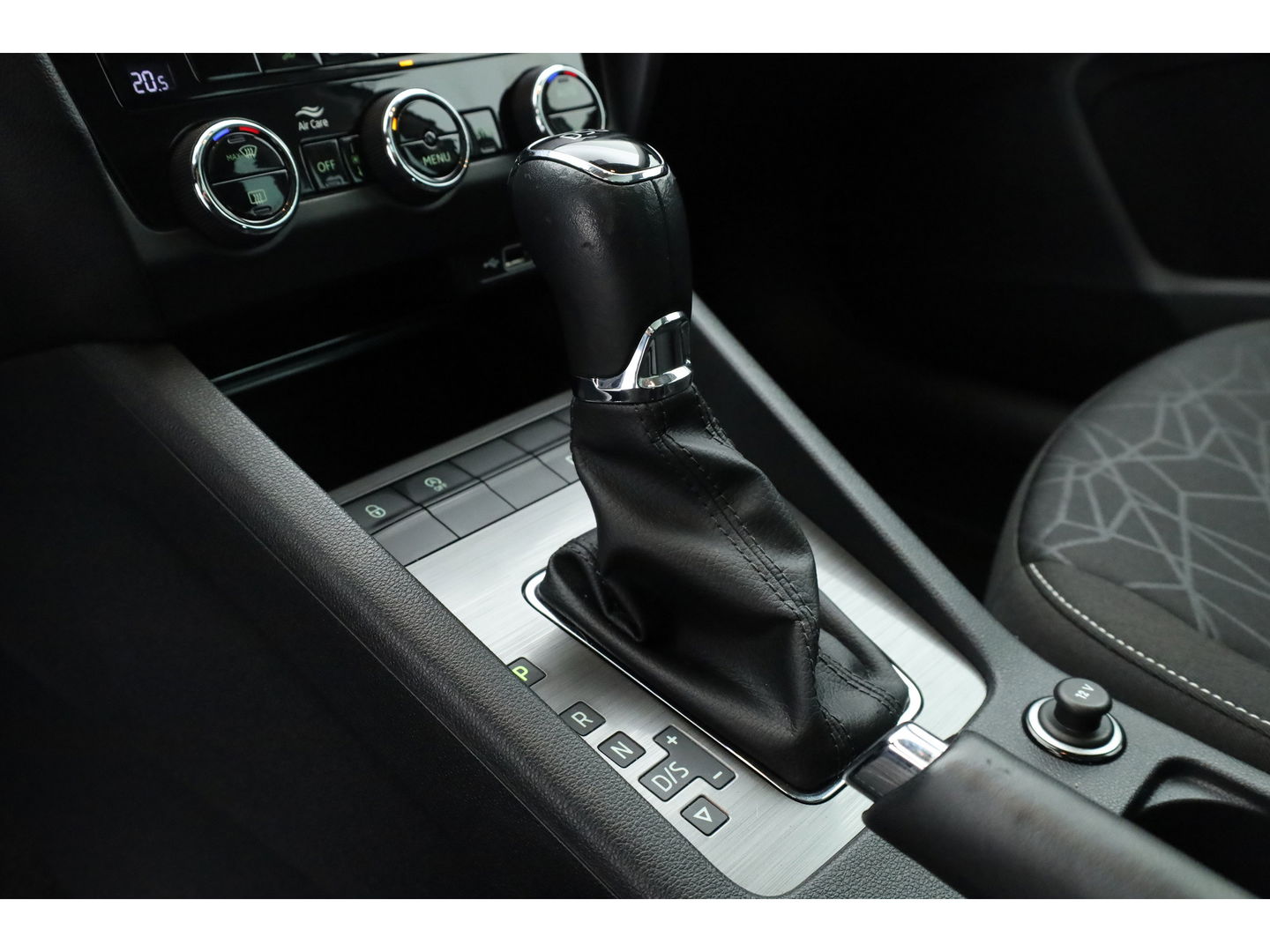 Škoda Octavia Combi 1.5 TSI Greentech Business DSG | Pano | Keyless | Navi | Apple Carplay | Camera | Trekhaak