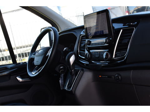 Ford Transit Custom 320 2.0 TDCI L2H1 Platinum Edition DC MARGE! Camera, Cruise, Carplay, 130pk, Automaat, Leder, LED, Multimedia, Stoelverwarming, Uniek!