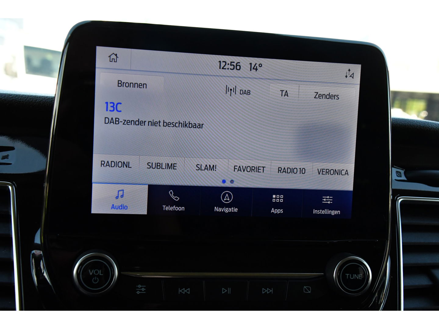Ford Transit Custom 320 2.0 TDCI L2H1 Platinum Edition DC MARGE! Camera, Cruise, Carplay, 130pk, Automaat, Leder, LED, Multimedia, Stoelverwarming, Uniek!