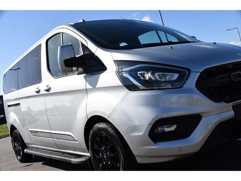 Ford Transit Custom 320 2.0 TDCI L2H1 Platinum Edition DC MARGE! Camera, Cruise, Carplay, 130pk, Automaat, Leder, LED, Multimedia, Stoelverwarming, Uniek!