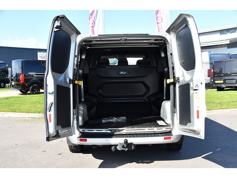 Ford Transit Custom 320 2.0 TDCI L2H1 Platinum Edition DC MARGE! Camera, Cruise, Carplay, 130pk, Automaat, Leder, LED, Multimedia, Stoelverwarming, Uniek!