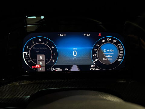 Volkswagen Golf 1.5 eTSI R-Line PANO KEYLESS