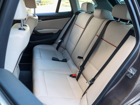 BMW X1 sDrive20i Chrome Line Automaat Trekhaak Xenon