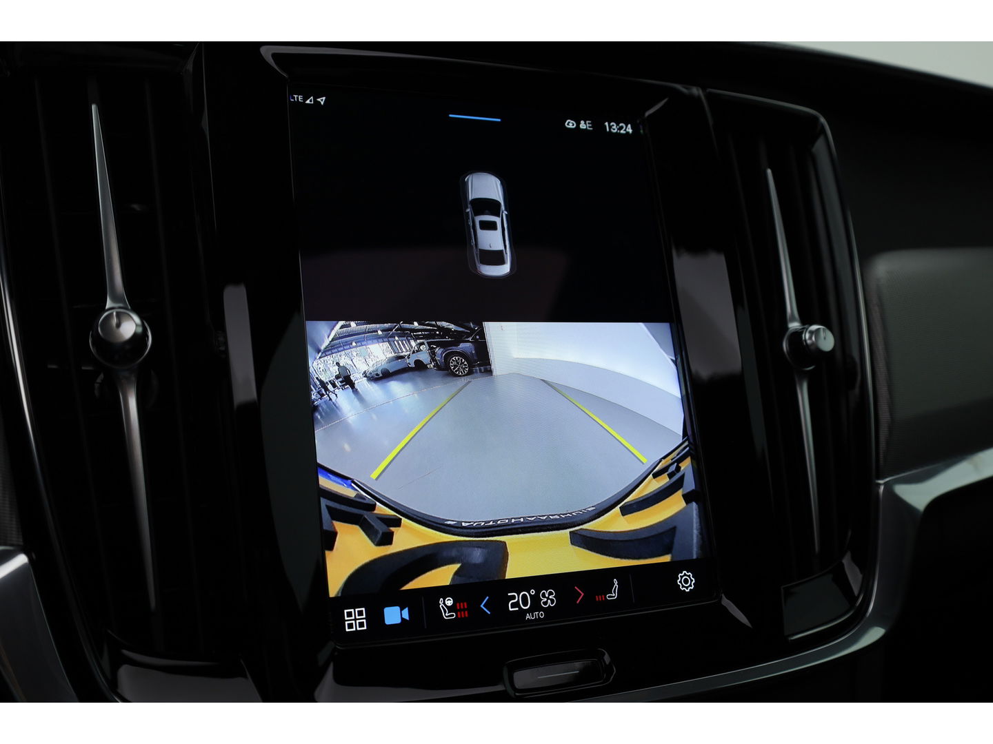 Volvo S90 T8 Recharge Plus Dark | Luchtvering | Schuifdak | Harman Kardon | 360cam | Memory seats | Pilot Assist