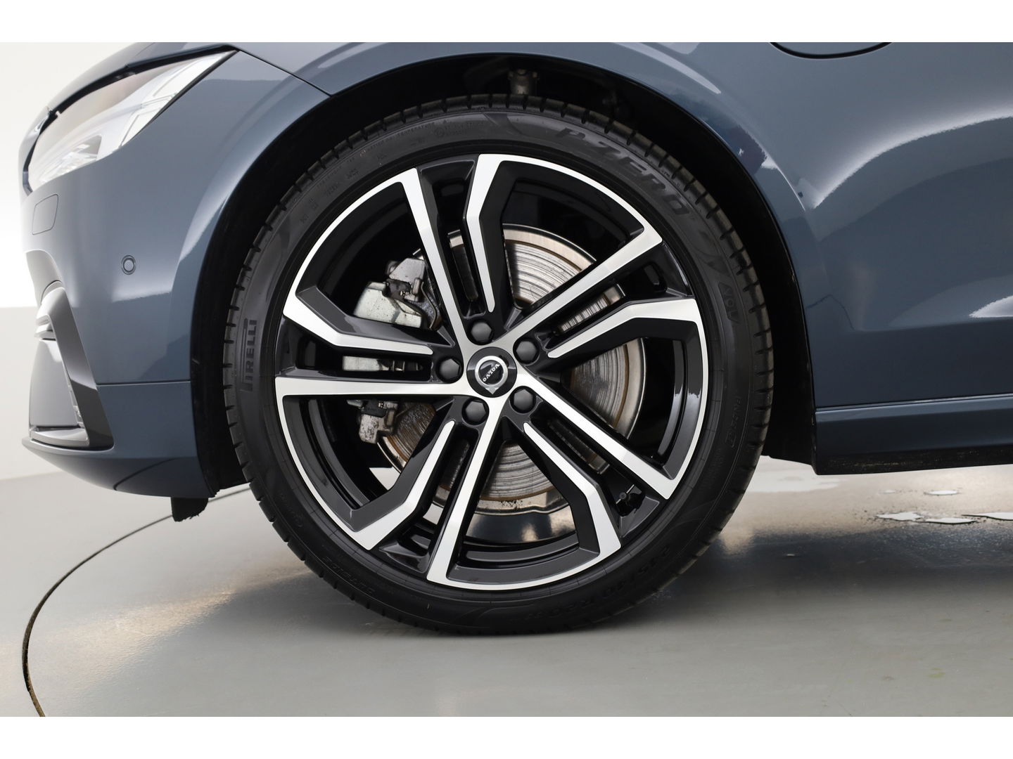 Volvo S90 T8 Recharge Plus Dark | Luchtvering | Schuifdak | Harman Kardon | 360cam | Memory seats | Pilot Assist