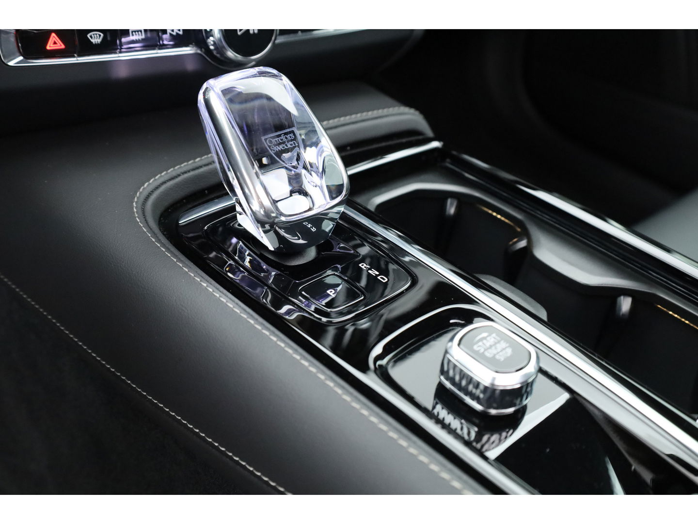 Volvo S90 T8 Recharge Plus Dark | Luchtvering | Schuifdak | Harman Kardon | 360cam | Memory seats | Pilot Assist
