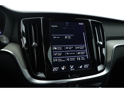 Volvo V60 2.0 T6 Recharge AWD Inscription | Long range | Harman Kardon | Elek. Trekhaak | Memory seats | Camera | Pilot Assist