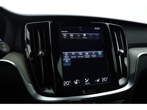 Volvo V60 2.0 T6 Recharge AWD Inscription | Long range | Harman Kardon | Elek. Trekhaak | Memory seats | Camera | Pilot Assist
