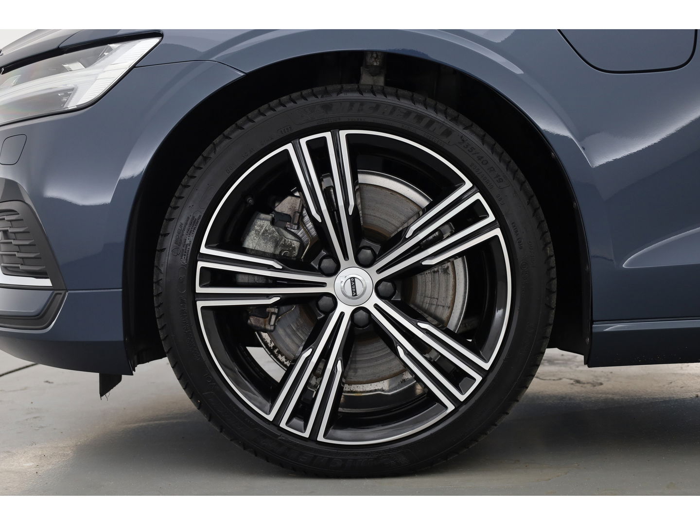 Volvo V60 2.0 T6 Recharge AWD Inscription | Long range | Harman Kardon | Elek. Trekhaak | Memory seats | Camera | Pilot Assist