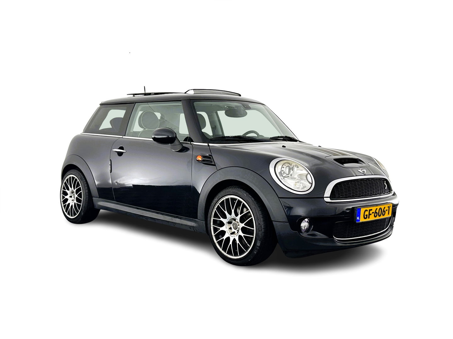 MINI Mini 1.6 Cooper S Chili-Pack ! STORING OLIEDRUK-OILPRESSURE FAULT ! Aut. *PANO | FULL-LEATHER | BI-XENON | SPORT-SEATS | NAVI-FULLMAP | ECC | HEATED-SEATS | SHIFT-PADDLES | PDC | CRUISE | 17''ALU*