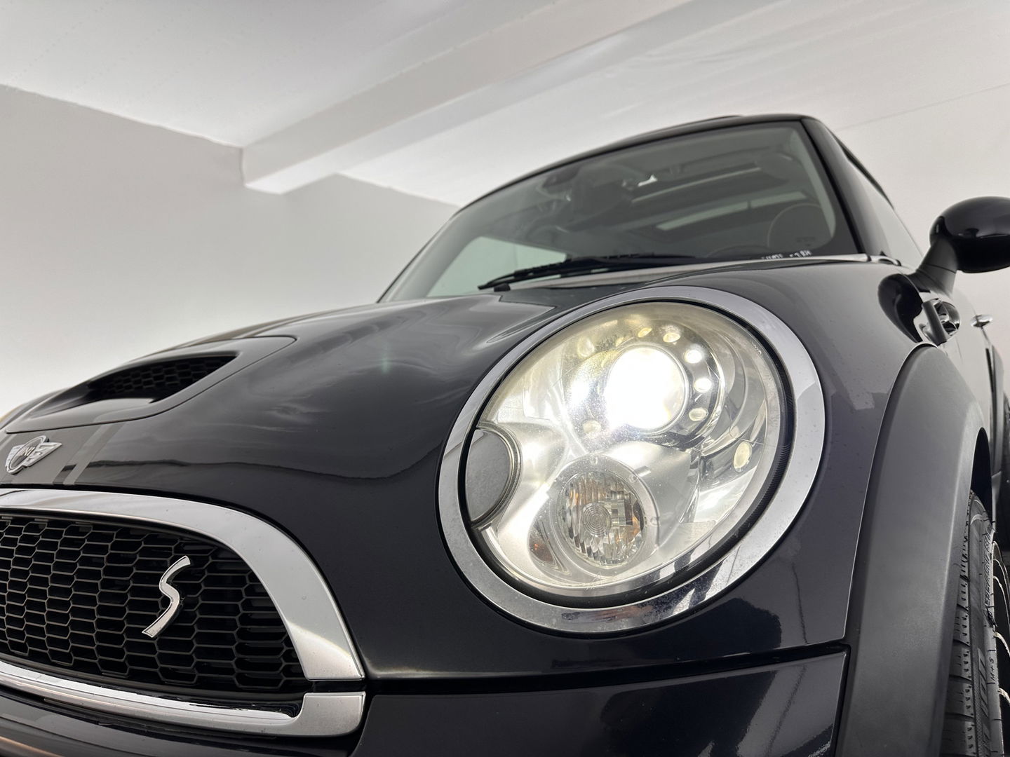 MINI Mini 1.6 Cooper S Chili-Pack ! STORING OLIEDRUK-OILPRESSURE FAULT ! Aut. *PANO | FULL-LEATHER | BI-XENON | SPORT-SEATS | NAVI-FULLMAP | ECC | HEATED-SEATS | SHIFT-PADDLES | PDC | CRUISE | 17''ALU*