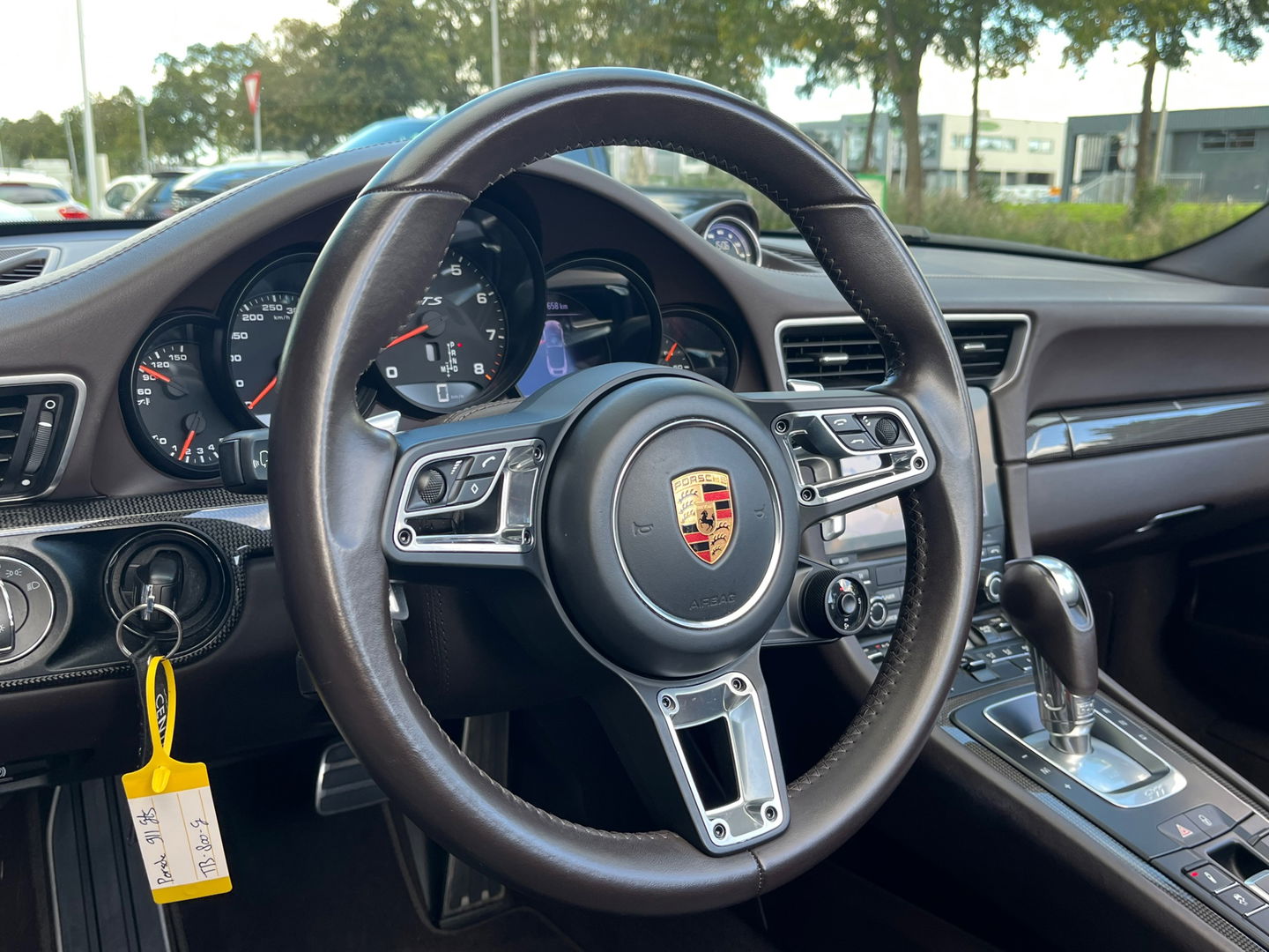 Porsche 911 Cabrio 3.0 Carrera GTS|NL-Auto|Sportchrono|Carbon|Bose|Sportuitlaat|PDLS+|Memory|Leder|450PK