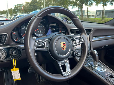 Porsche 911 Cabrio 3.0 Carrera GTS|NL-Auto|Sportchrono|Carbon|Bose|Sportuitlaat|PDLS+|Memory|Leder|450PK