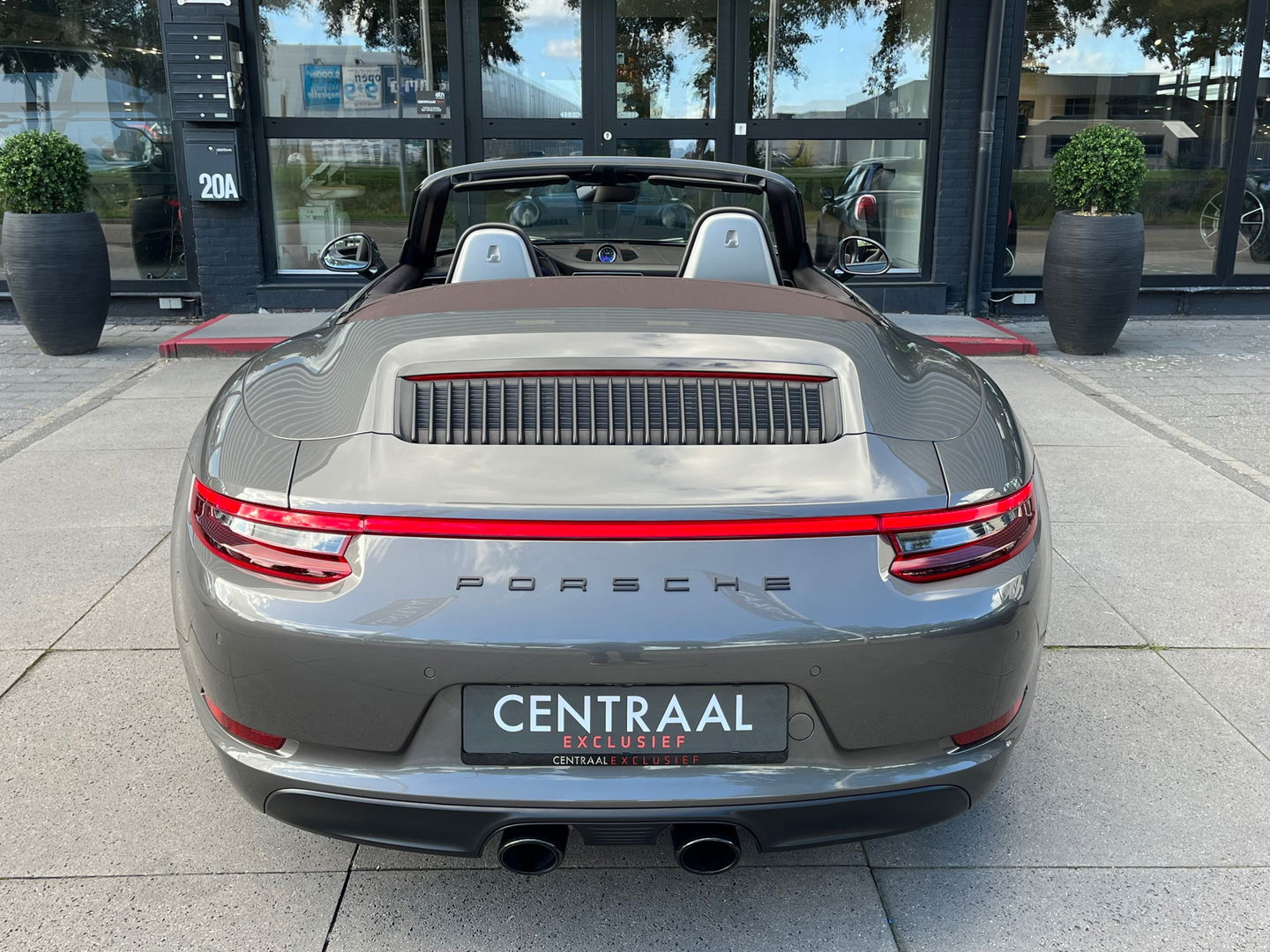 Porsche 911 Cabrio 3.0 Carrera GTS|NL-Auto|Sportchrono|Carbon|Bose|Sportuitlaat|PDLS+|Memory|Leder|450PK
