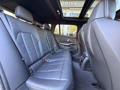 BMW 3 Serie Touring 320e xDrive High Ex M-Sport|SOH92%|Pano|Laser|M-seats|Memory|CoPilot|HiFi|HUD|Trekhaak