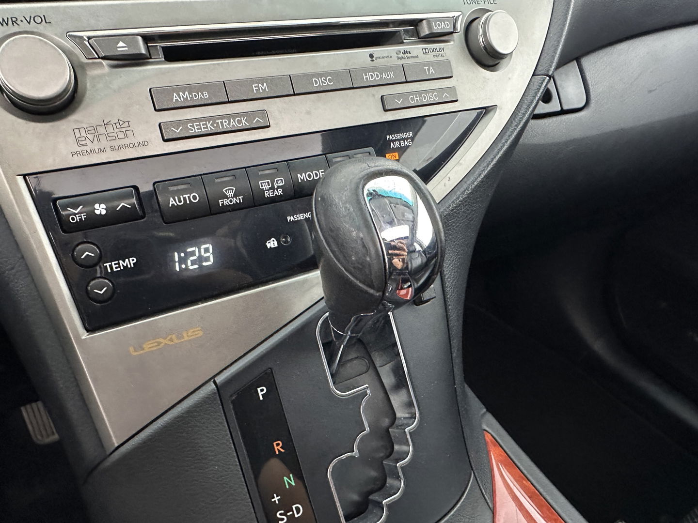 Lexus RX 450h 4WD President Aut. *PANO | HEAD-UP | LUXURY-LEATHER | LED-LIGHTS | MEMORY-PACK | NAVI-FULLMAP | CAMERA | HEATED-COMFORTSEATS | ECC | AIRSUPENSION | PDC | CRUISE | 19''ALU*