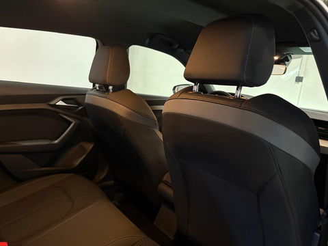 Audi A1 citycarver 30 TFSI S-LINE MATRIX
