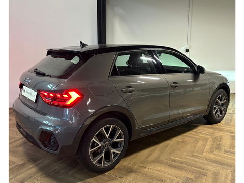 Audi A1 citycarver 30 TFSI S-LINE MATRIX