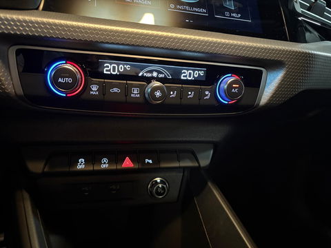 Audi A1 citycarver 30 TFSI S-LINE MATRIX