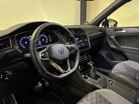 Volkswagen Tiguan 1.5 TSI R-Line PANO KEYLESS CAM