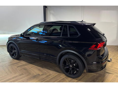 Volkswagen Tiguan 1.5 TSI R-Line PANO KEYLESS CAM