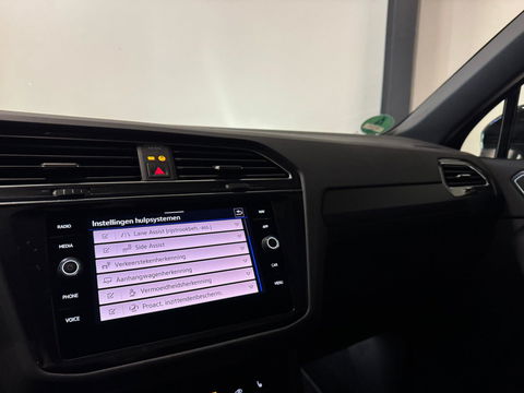 Volkswagen Tiguan 1.5 TSI R-Line PANO KEYLESS CAM