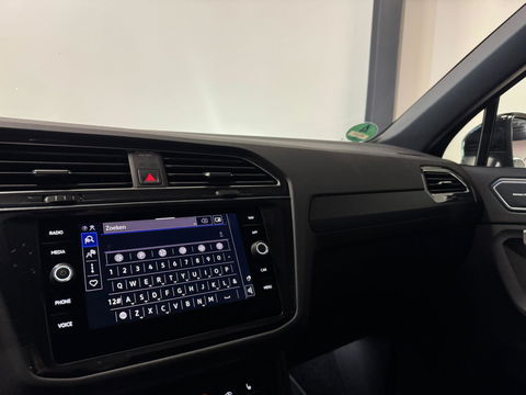 Volkswagen Tiguan 1.5 TSI R-Line PANO KEYLESS CAM