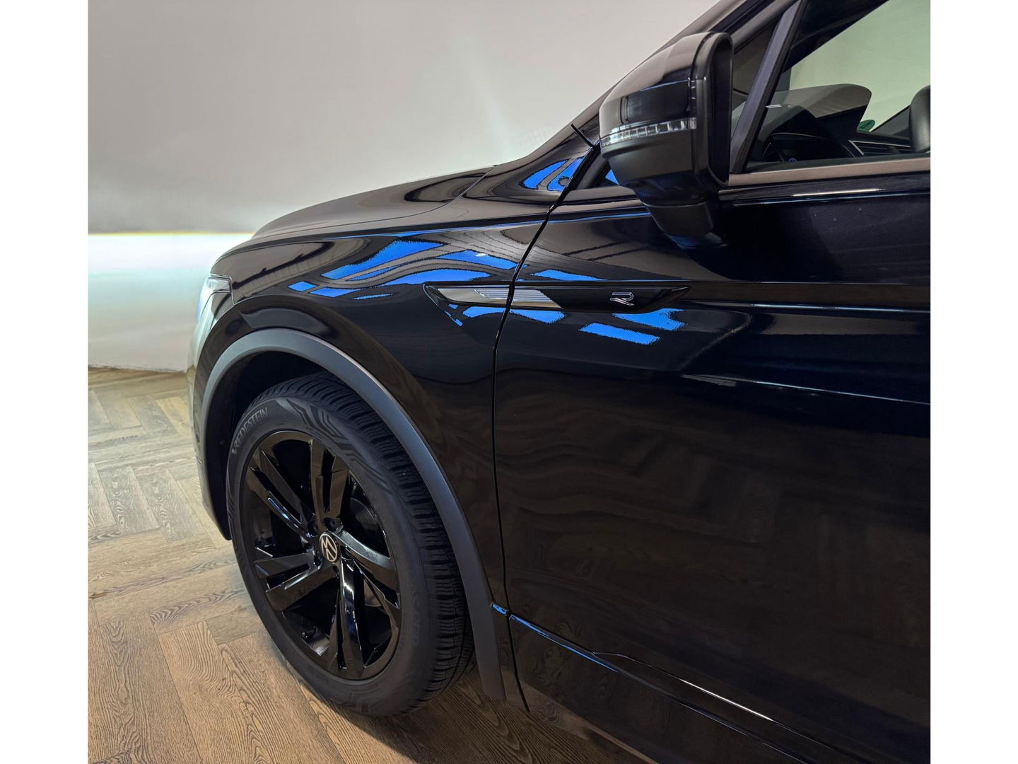 Volkswagen Tiguan 1.5 TSI R-Line PANO KEYLESS CAM