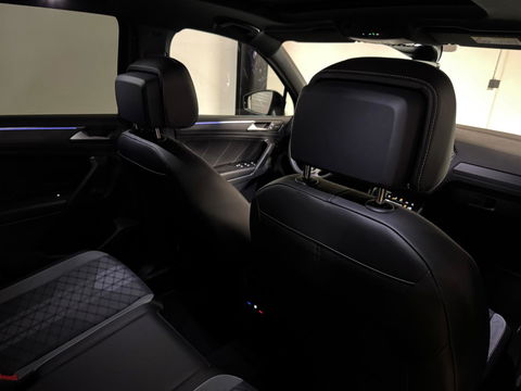 Volkswagen Tiguan 1.5 TSI R-Line PANO KEYLESS CAM