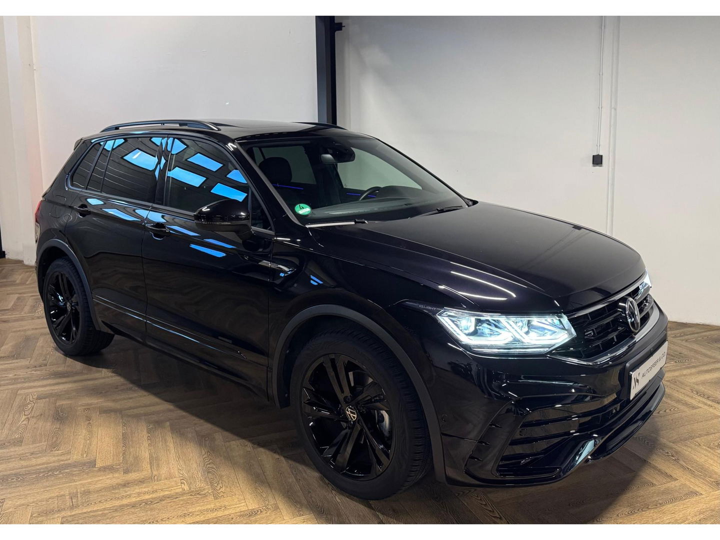 Volkswagen Tiguan 1.5 TSI R-Line PANO KEYLESS CAM