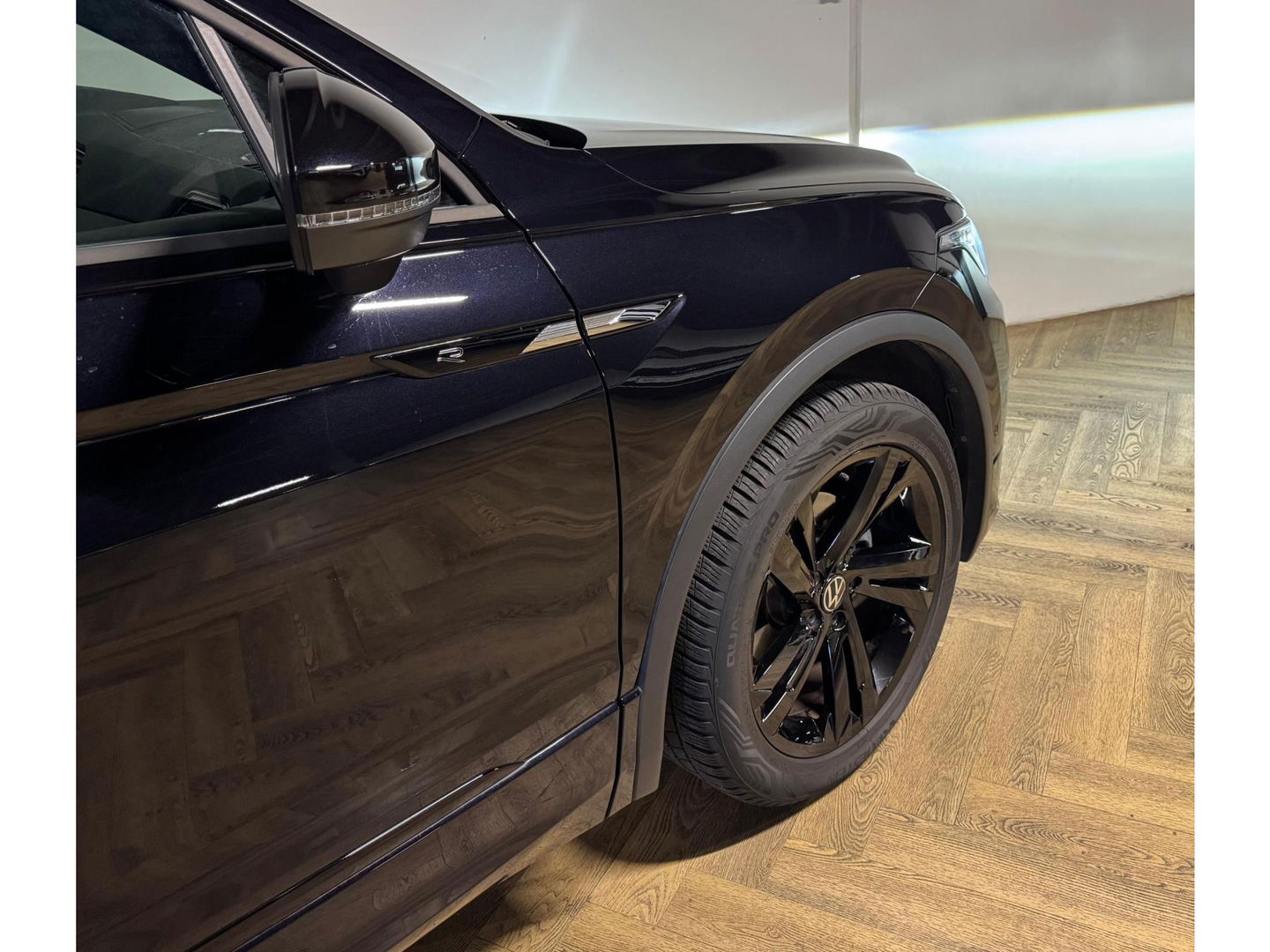 Volkswagen Tiguan 1.5 TSI R-Line PANO KEYLESS CAM
