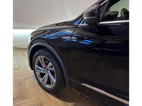 Volkswagen Tiguan 1.5 TSI R-Line PANO KEYLESS VOL'