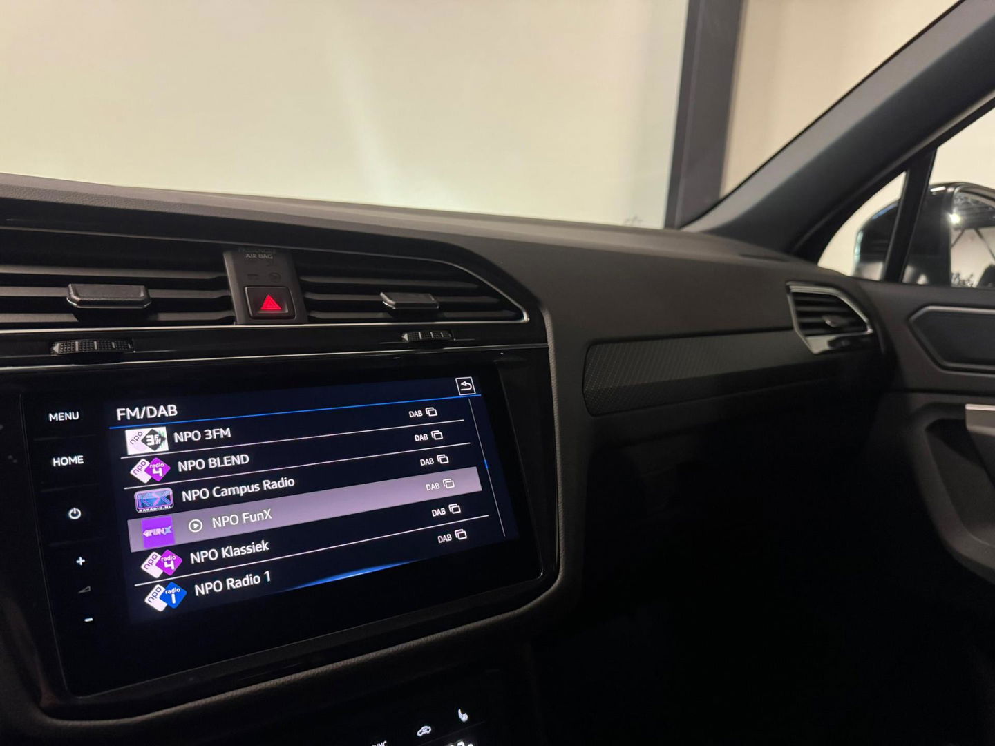 Volkswagen Tiguan 1.5 TSI R-Line PANO KEYLESS VOL'