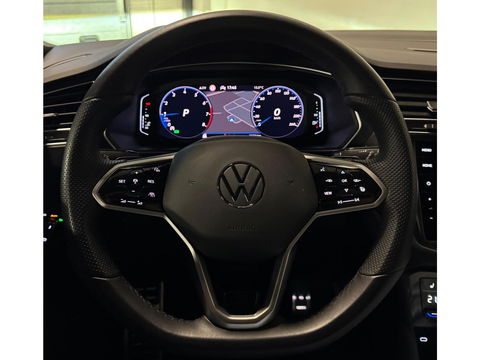 Volkswagen Tiguan 1.5 TSI R-Line PANO KEYLESS VOL'