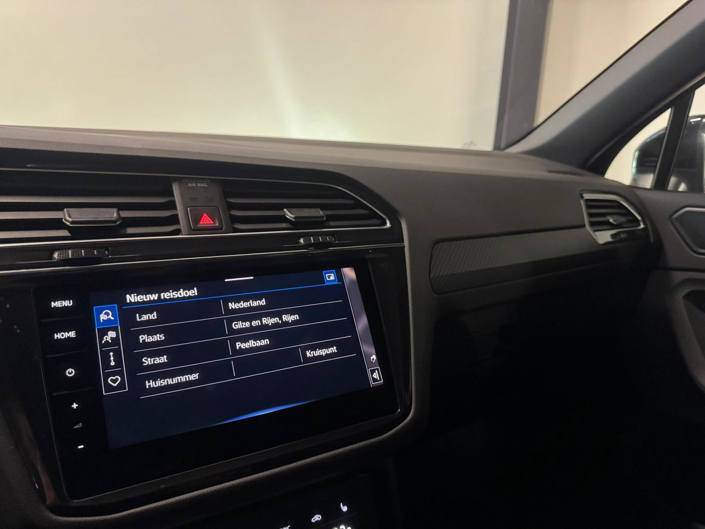 Volkswagen Tiguan 1.5 TSI R-Line PANO KEYLESS VOL'