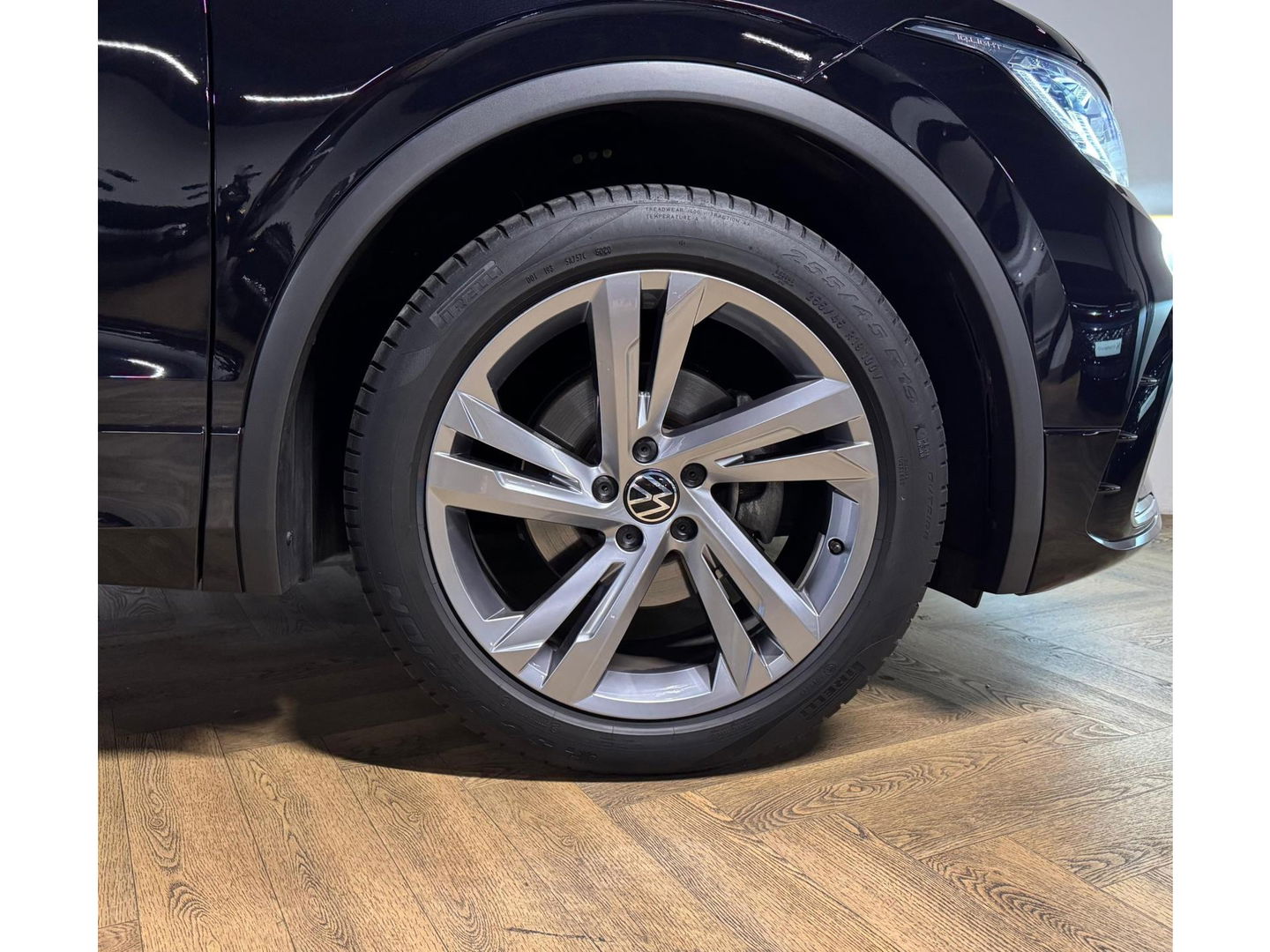 Volkswagen Tiguan 1.5 TSI R-Line PANO KEYLESS VOL'
